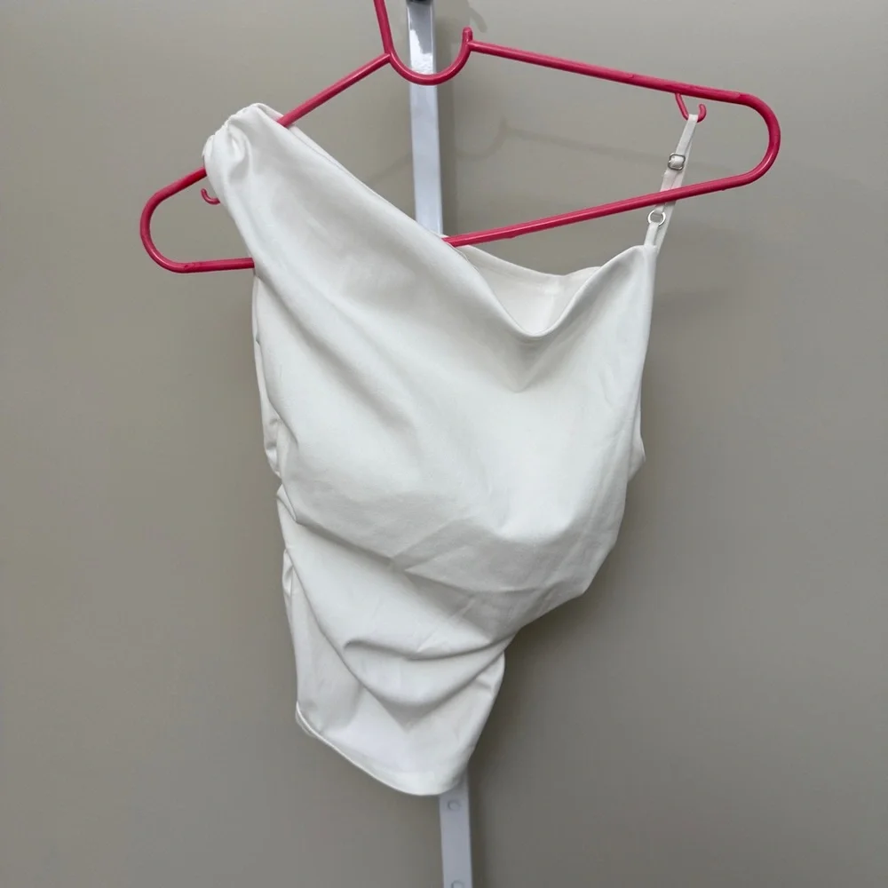 Zara White Asymmetrical Top size S - Picture 3 of 3